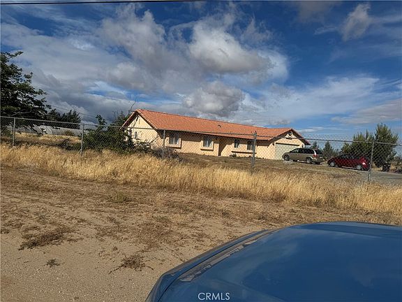 3rd image of 9995 Smoke Tree Rd