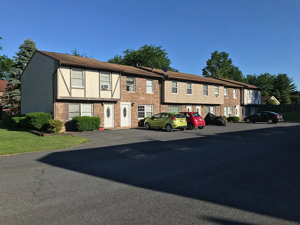 Taylor Dr