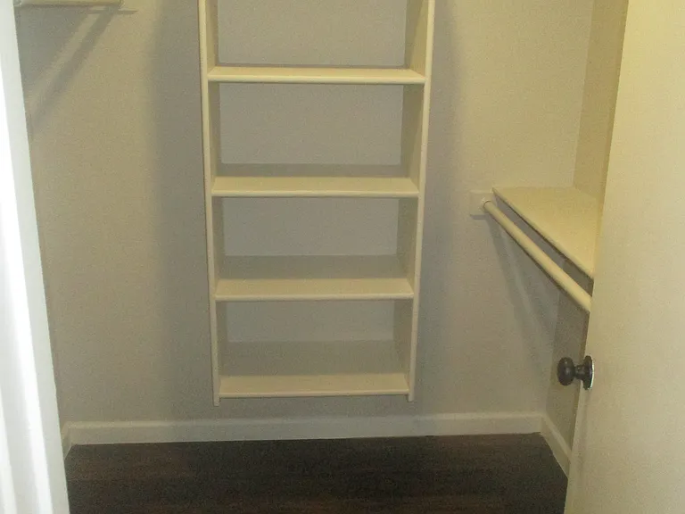 7727 W Eugie Ave — Photo 14