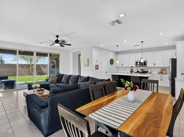 19580 W EDGEMONT Avenue, Buckeye, AZ 85396
