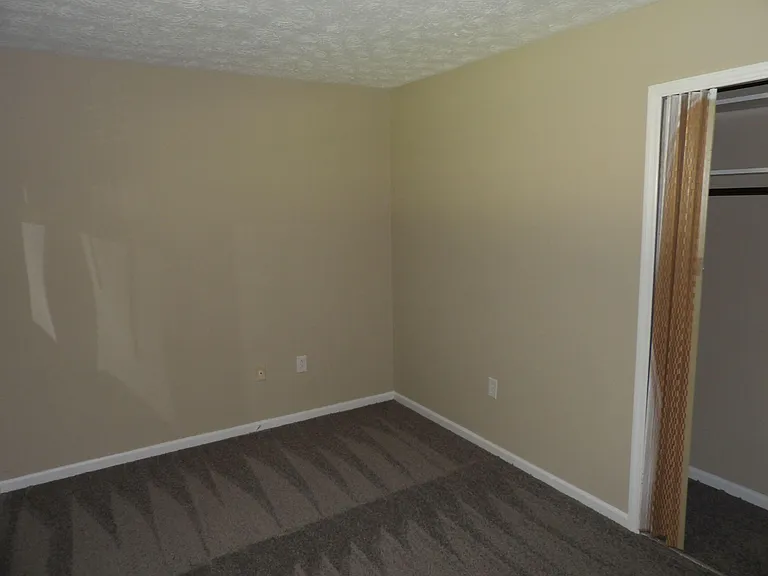 248 Meadowview Dr #2 — Photo 35