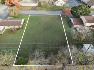319 Allen Dr, Justin, TX 76247