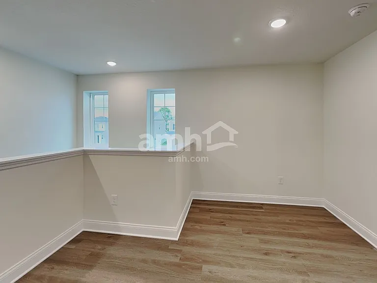 5739 Oesterle Rd — Photo 7