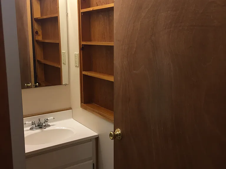 66 Crescent St #3 — Photo 9