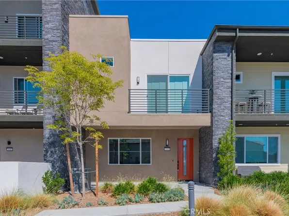 1083 Cadence, Irvine, CA 92618