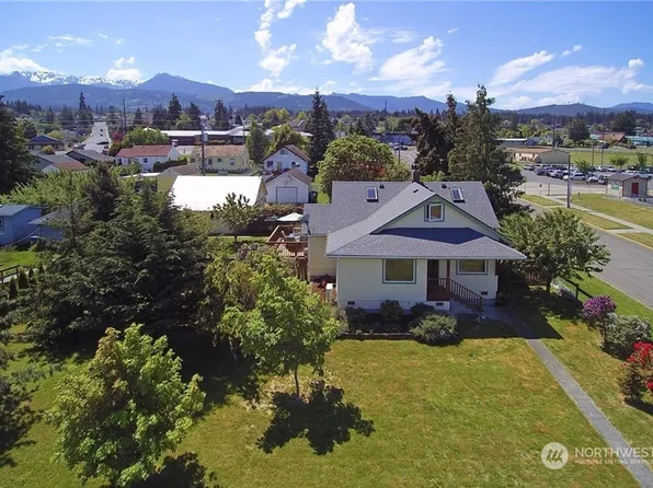 302 E 12th Street, Port Angeles, WA 98362