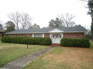 119 Orchard St, Hot Springs, AR 71913
