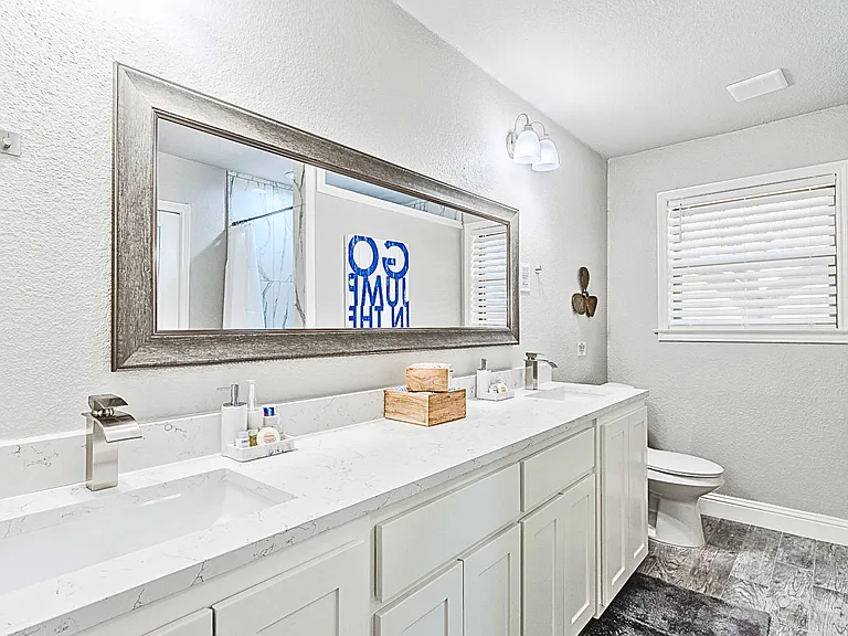 10438 Quail Run Dr #B — Photo 10
