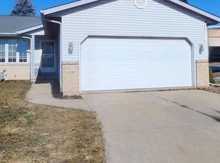 118 Renata Ct, Deforest, WI 53532