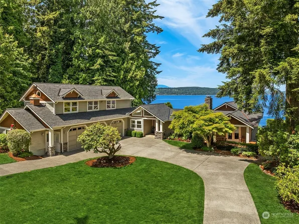 29129 Beach Drive NE, Poulsbo, WA 98370