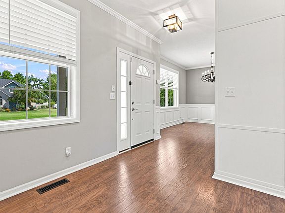 5th image of 4734 Pleasant Meadow Cir