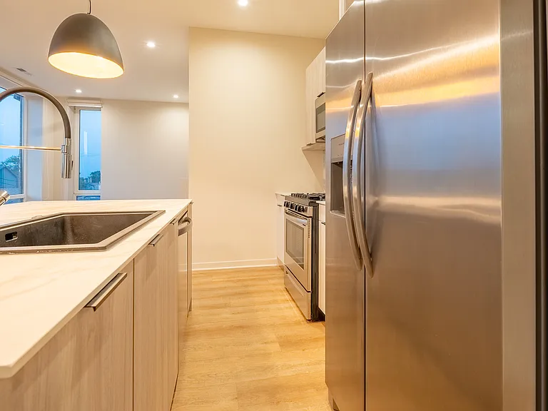 6338 W Belmont Ave #201 — Photo 2