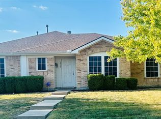 2925 Nautilus Dr, Lancaster, TX 75146