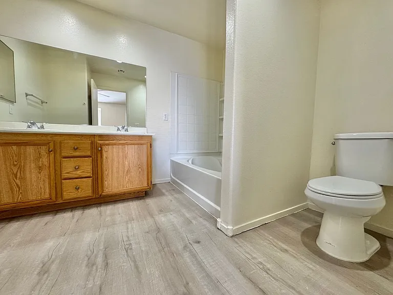 4079 Halfmoon Bay Dr — Photo 8