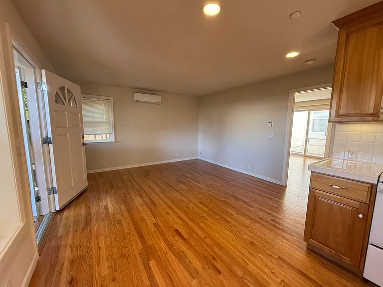 601 S Idaho St — Photo 2