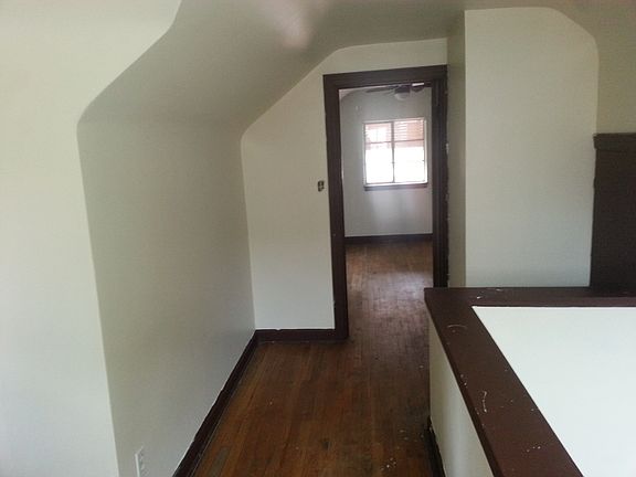 5th image of 4538 W 157th St