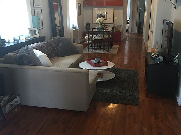 5th image of 2411 33rd St
