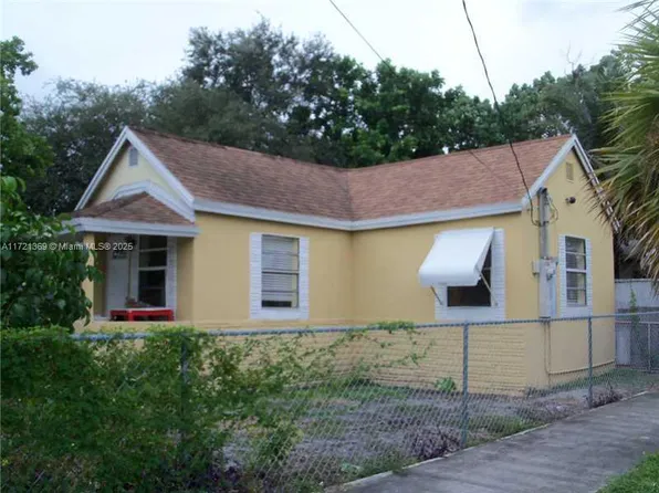 800 Phippen Waiters Rd, Dania, FL 33004