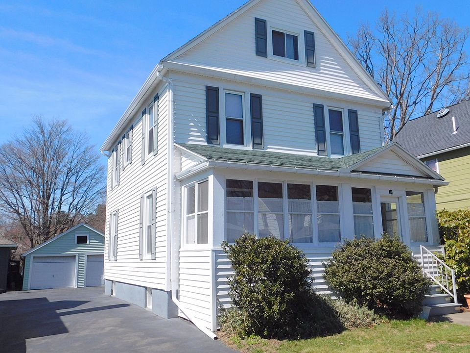 1st image of 34 Margaret St