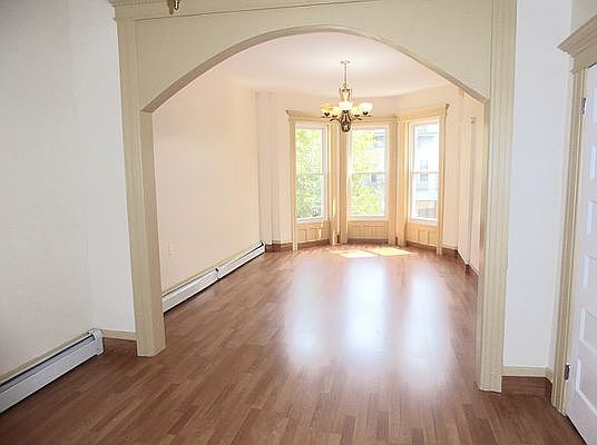 3rd image of 397 Cornelia St #2
