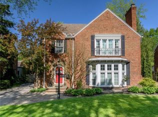 2388 Glendon Rd, University Heights, OH 44118