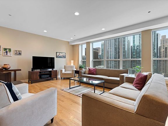 3rd image of 415 E North Water St APT 1901