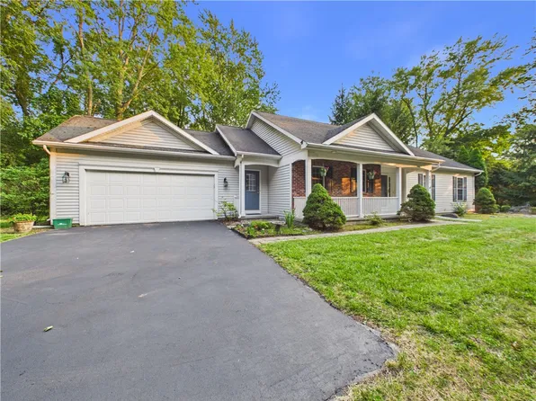 489 French Rd, Rochester, NY 14618