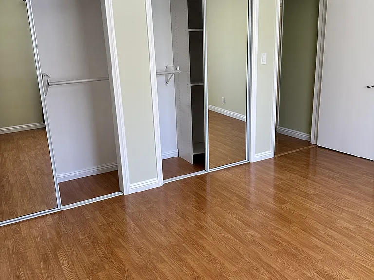 14552 Runnymede St — Photo 21
