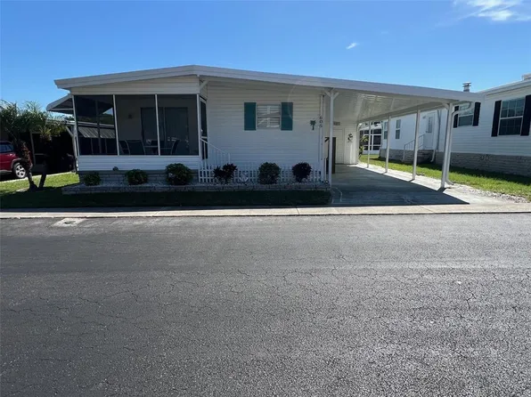 605 Queen Palm St, Largo, FL 33778