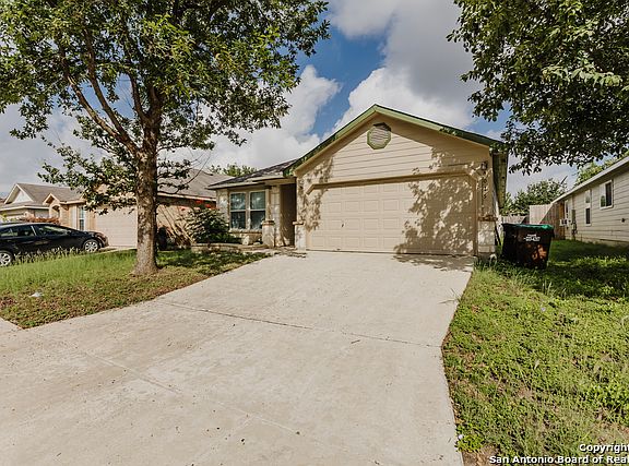 2nd image of 8015 Abbotts Pointe
