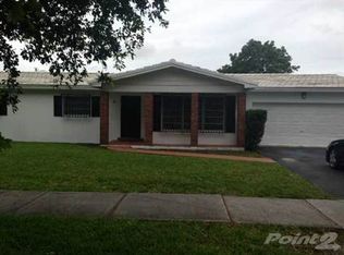 10222 SW 16th St, Miami, FL 33165