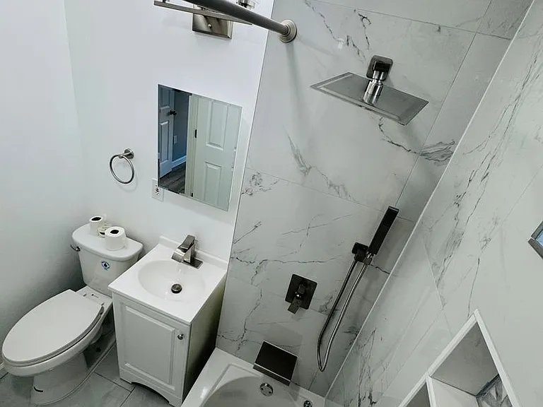 53-55 Henry St #57 — Photo 13