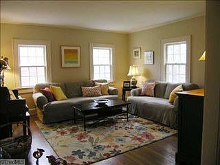 2nd image of 1765 Meadowbrook Dr