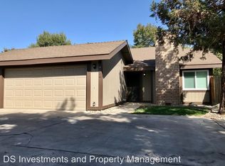 4024 W Dorothea Ave, Visalia, CA 93277