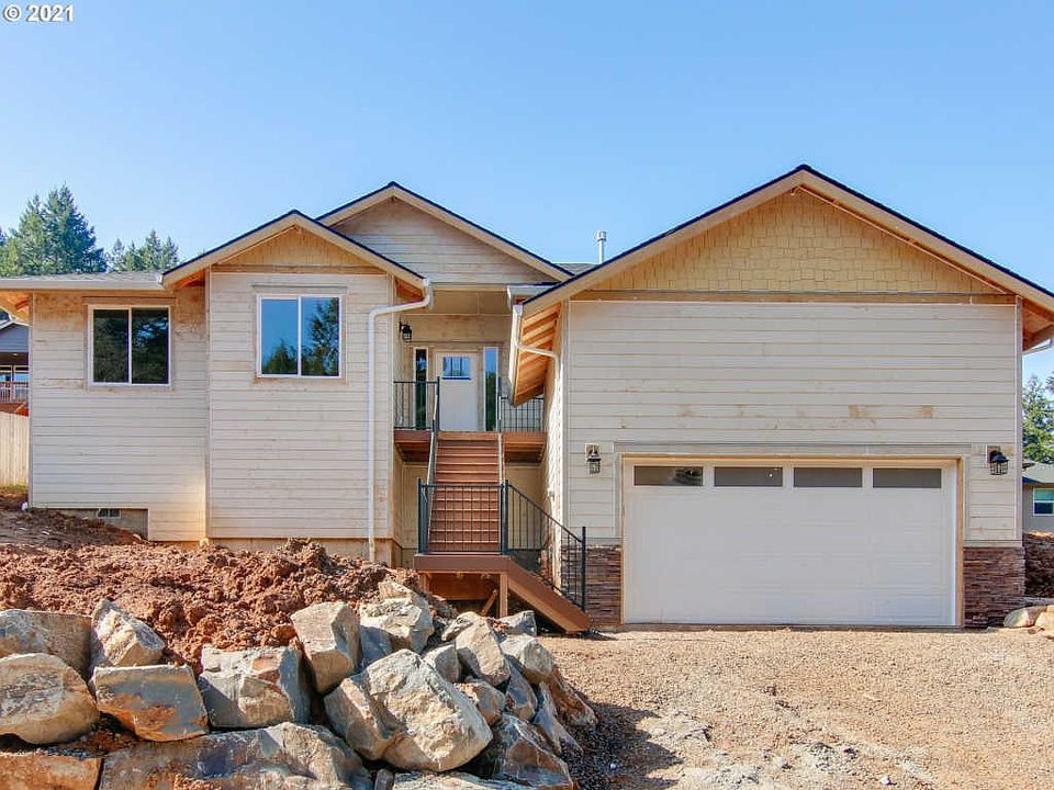 1st image of 332 Taylor Creek Dr
