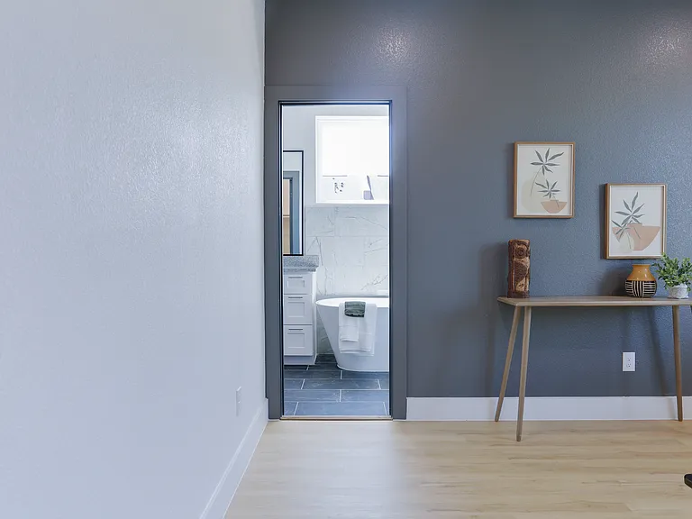 2805 Weisenberger St #503 — Photo 17