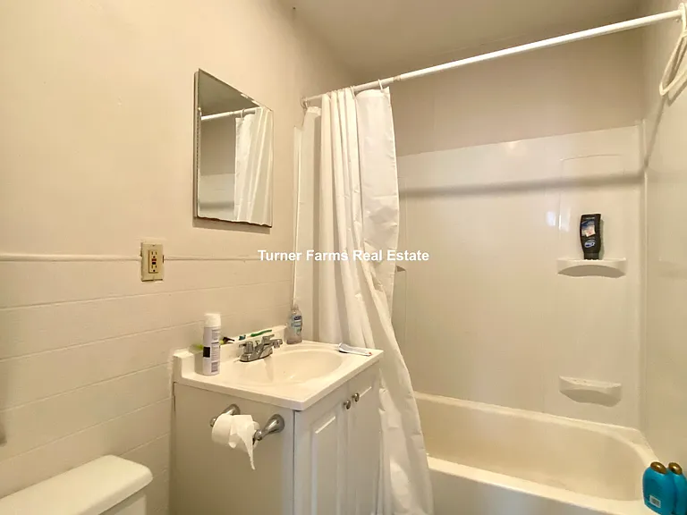 1572 Tremont St #2F — Photo 10