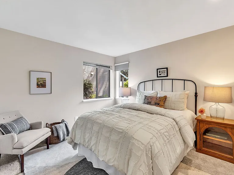 9009 Avondale Rd NE #D107 — Photo 6