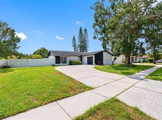 6414 Crystal Brook Dr, Tampa, FL 33625