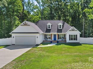 3002 Brooks Mill Ln, Wingate, NC 28174