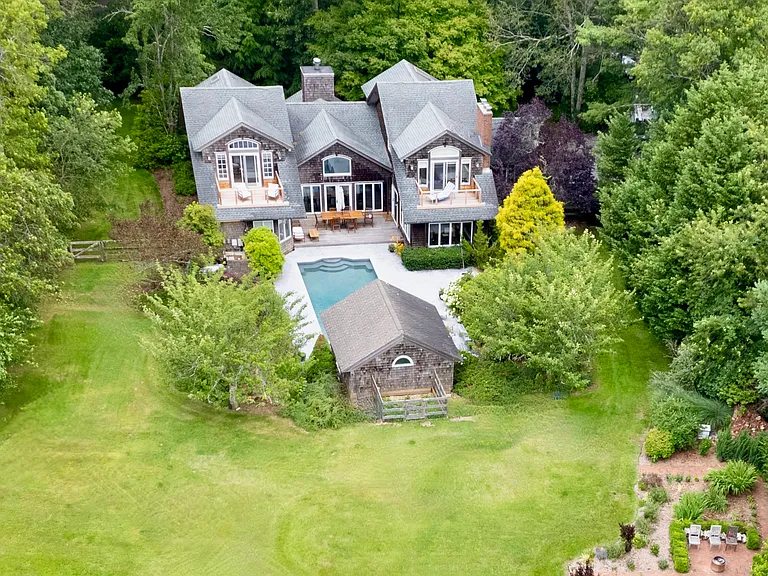 214 Water Mill Towd Rd — Photo 1