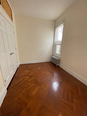 Rented by NYC LUXURY APT RENTALS CO LLC | media 9