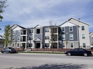 99 W Seasons Dr, Vineyard, UT 84058