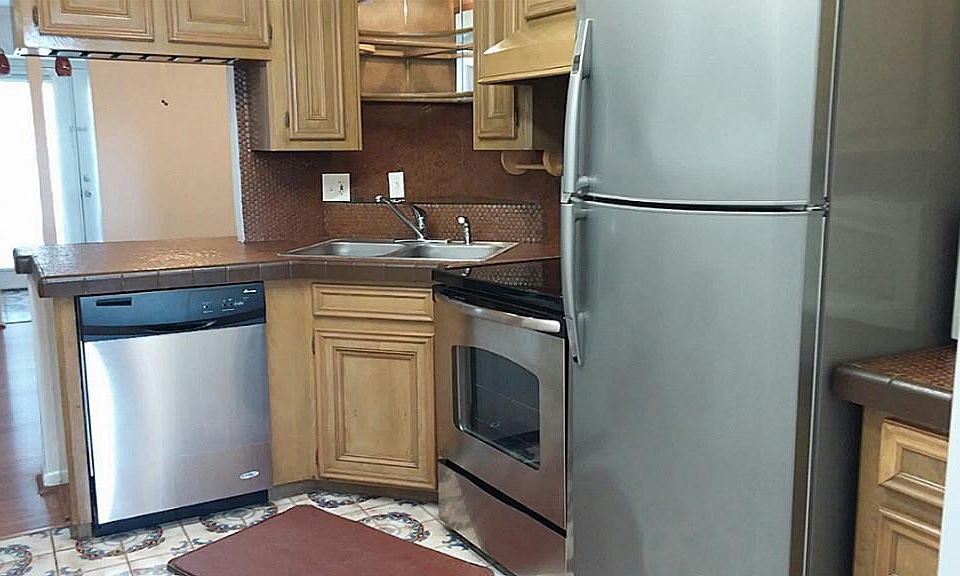 1st image of 2720 Briarhurst Dr APT 19