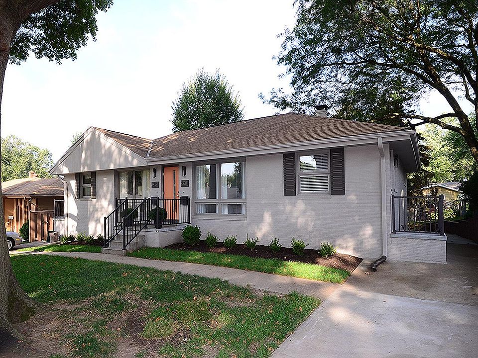 Common front entrance and also private side entrance.