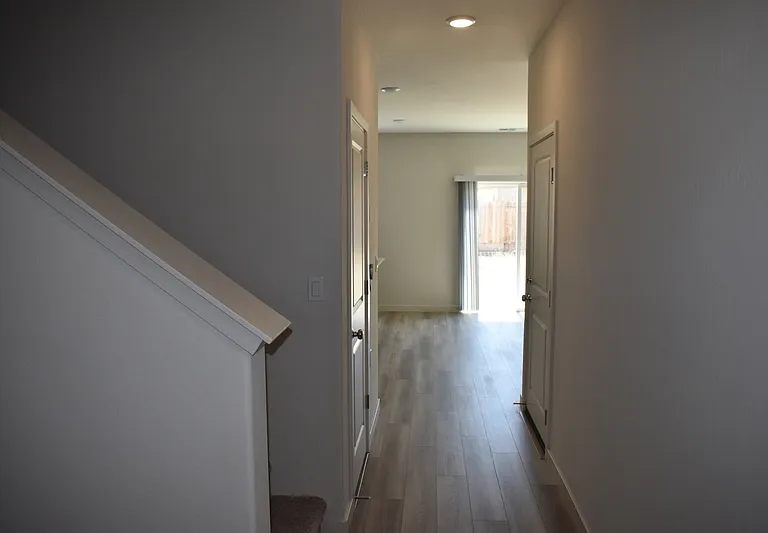 4624 Athena Dr — Photo 5