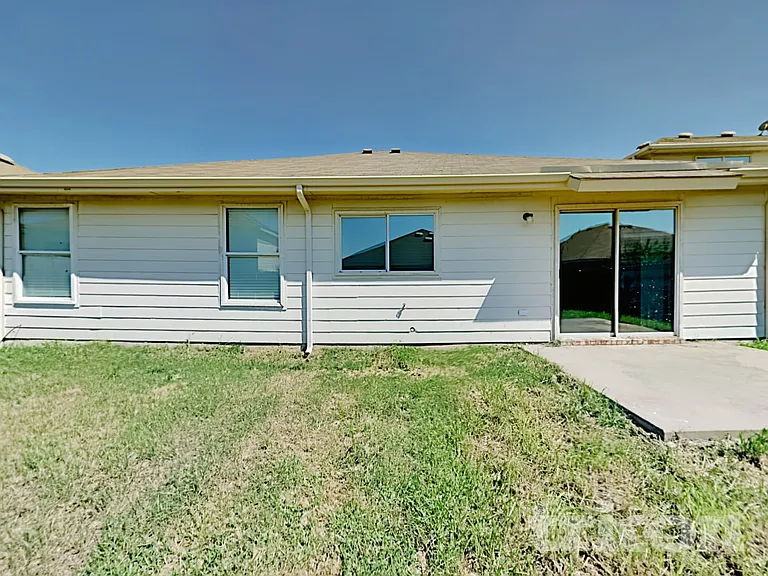 135 Jefferson Dr — Photo 15