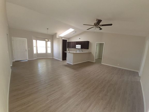 2nd image of 1239 E Morrow Dr