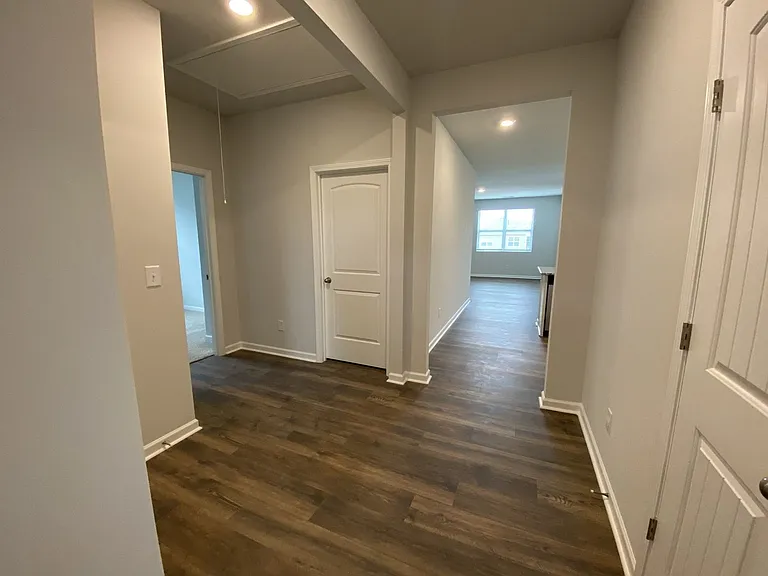 5058 Hunters Village Dr — Photo 8