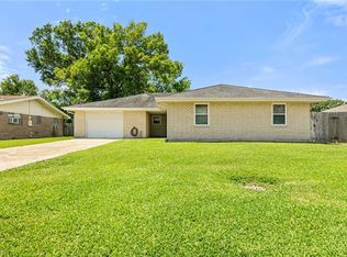 509 Moncla Ave, Belle Chasse, LA 70037